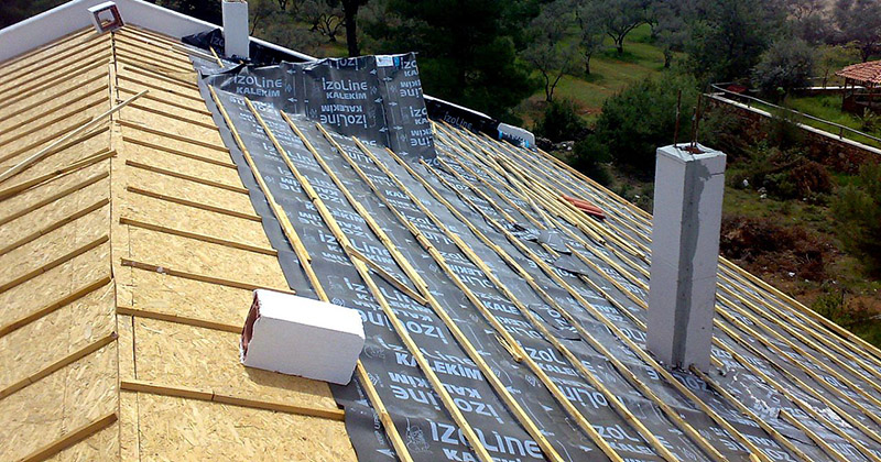 İzmir profesyonel Çatı onarımı – Kiremit alti örneği